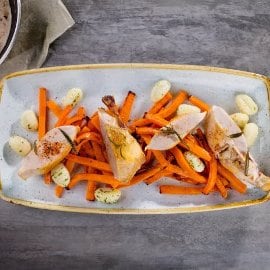 Kurczak sous-vide z pieczoną dynią i grzybami w śmietanie Kurczak sous-vide z pieczoną dynią i grzybami w śmietanie