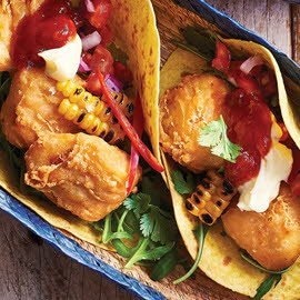 Tacos z dorszem w tempurze z salsą pomidorową Tacos z dorszem w tempurze z salsą pomidorową