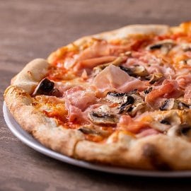 Pizza Capriciosa Pizza Capriciosa