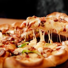 Pizza Rzeźnicka - Wiejska Pizza Rzeźnicka - Wiejska