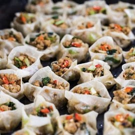 Orientalne pierożki z kurczakiem Orientalne pierożki z kurczakiem