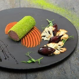 Polędwiczka wieprzowa sous-vide z puree pomidorowo-ziemniaczanym Polędwiczka wieprzowa sous-vide z puree pomidorowo-ziemniaczanym