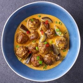 Pulpeciki mięsne w sosie curry z bakłażanem Pulpeciki mięsne w sosie curry z bakłażanem