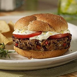 Wegetariański burger z czerwonej fasoli Wegetariański burger z czerwonej fasoli
