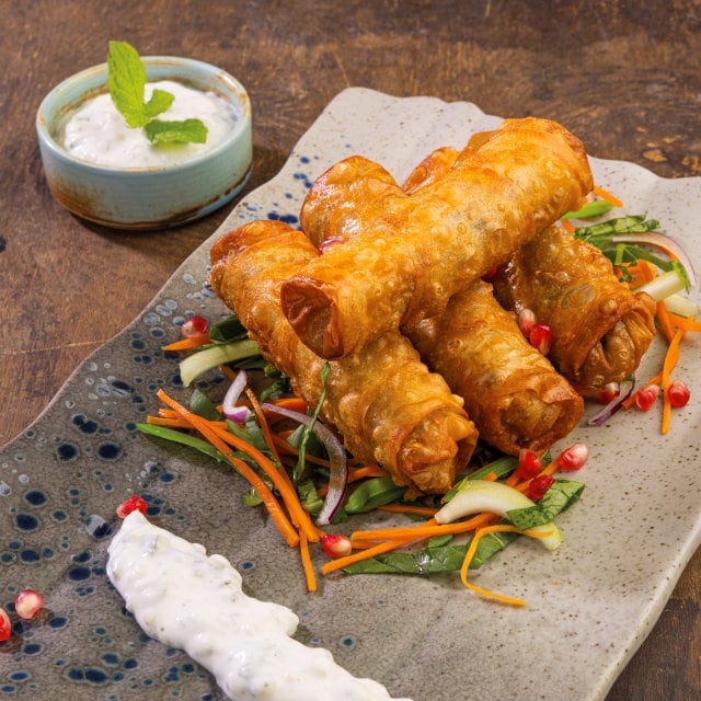 TURECKI BUREK / dip a’la tzatziki