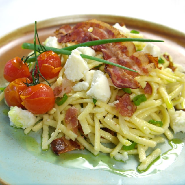 Szpecle po góralsku z boczkiem i bryndzą