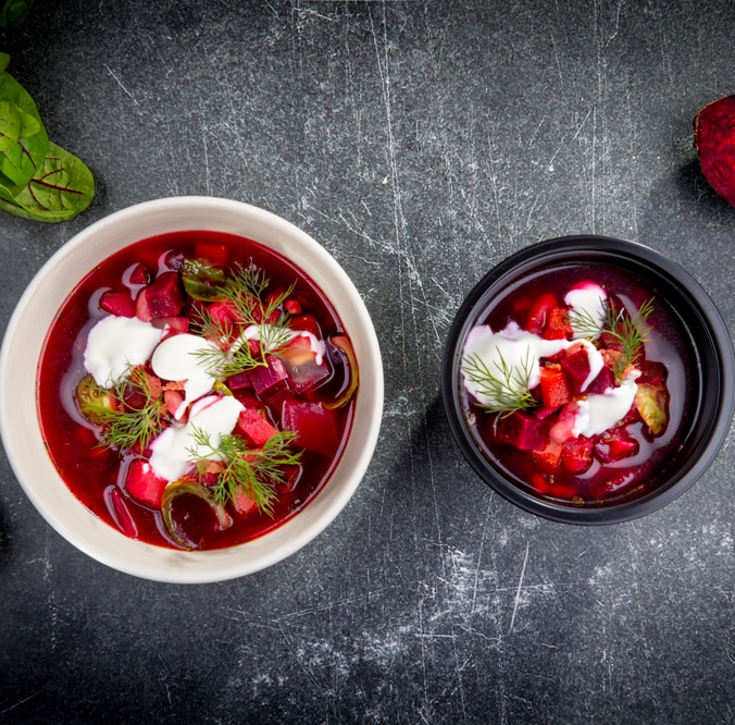 Barszcz ukraiński z wędzonym boczkiem