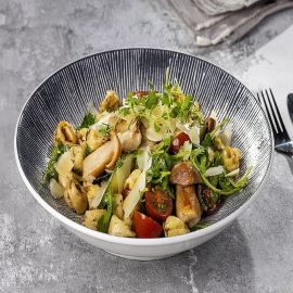 Serowe tortellini z truflowym masłem i borowikami Serowe tortellini z truflowym masłem i borowikami