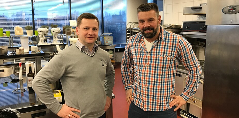 Jak wyjść z opresji? Poznaj cateringowe przygody szefów kuchni.