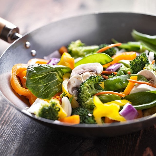 Jak przyrządzić lekkie, wegetariańskie danie w restauracji?