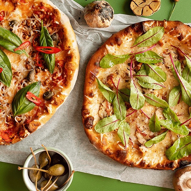 Poznaj tajniki przygotowywania wegańskiej pizzy