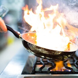 Najczęstsze zagrożenia bezpieczeństwa żywności w restauracji
